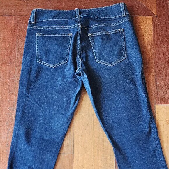 GAP Curvy Skinny Medium Wash Faded Jeans Size 28R - Picture 9 of 15